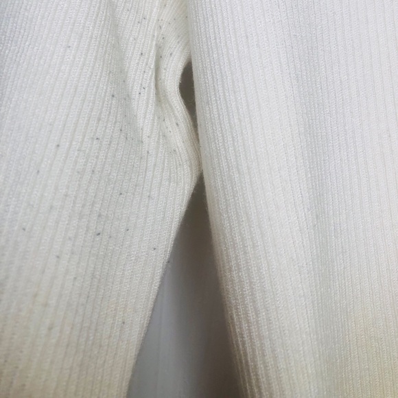 Cyrus Ribbed Cream Sweater with White Ruffled Neck - Picture 4 of 11